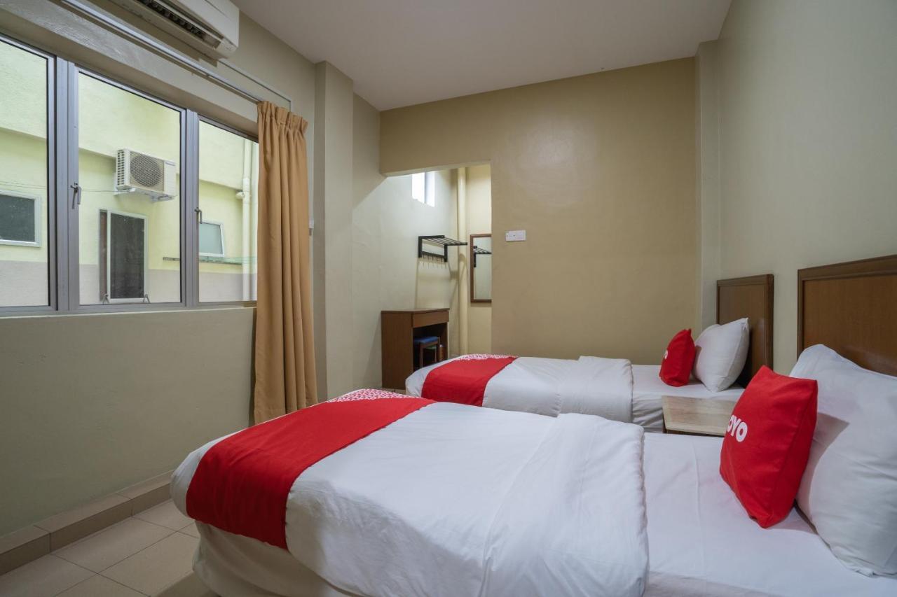 De Clinique Hotel Kampong Pasir Bogak Εξωτερικό φωτογραφία