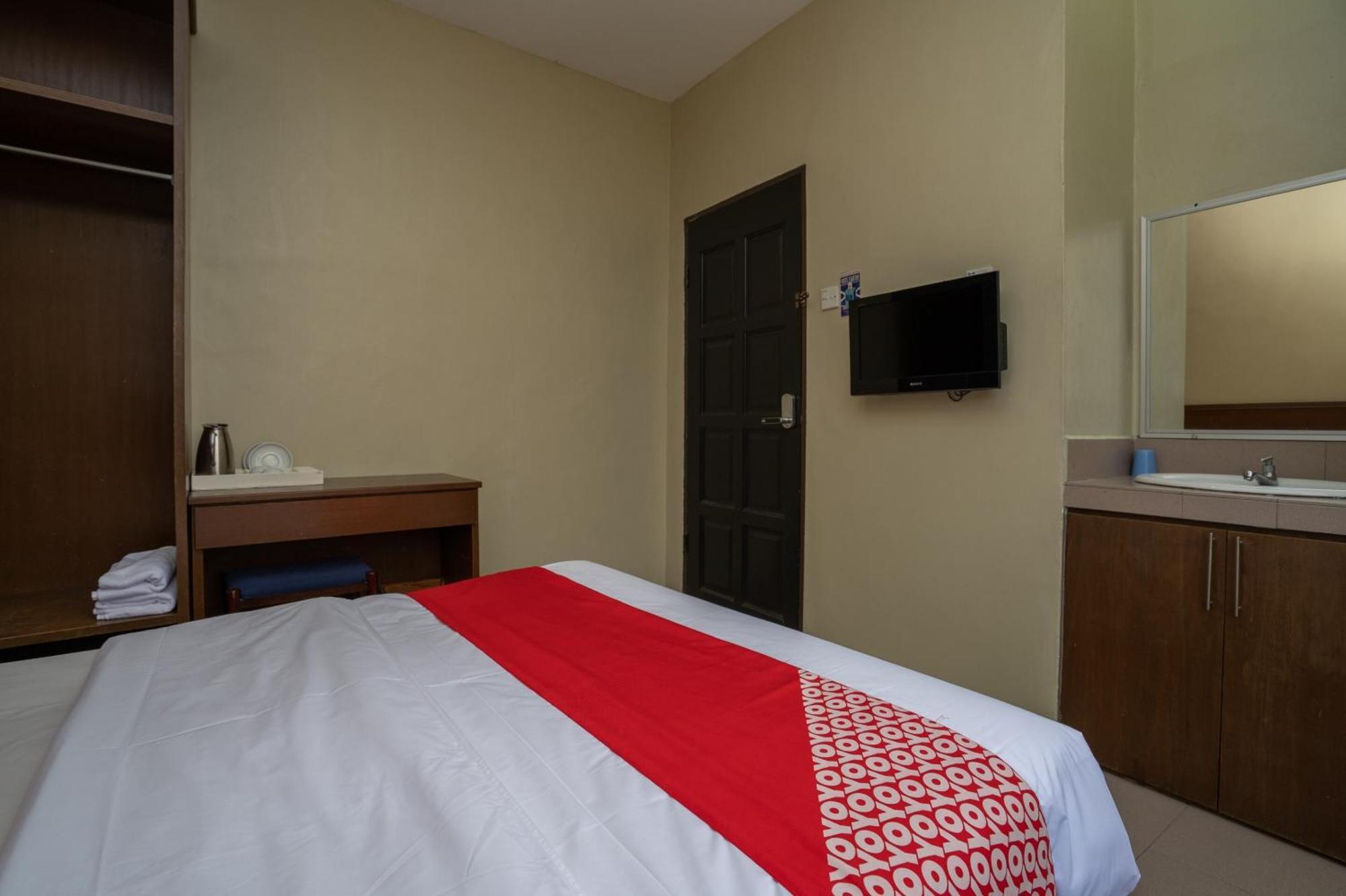 De Clinique Hotel Kampong Pasir Bogak Εξωτερικό φωτογραφία