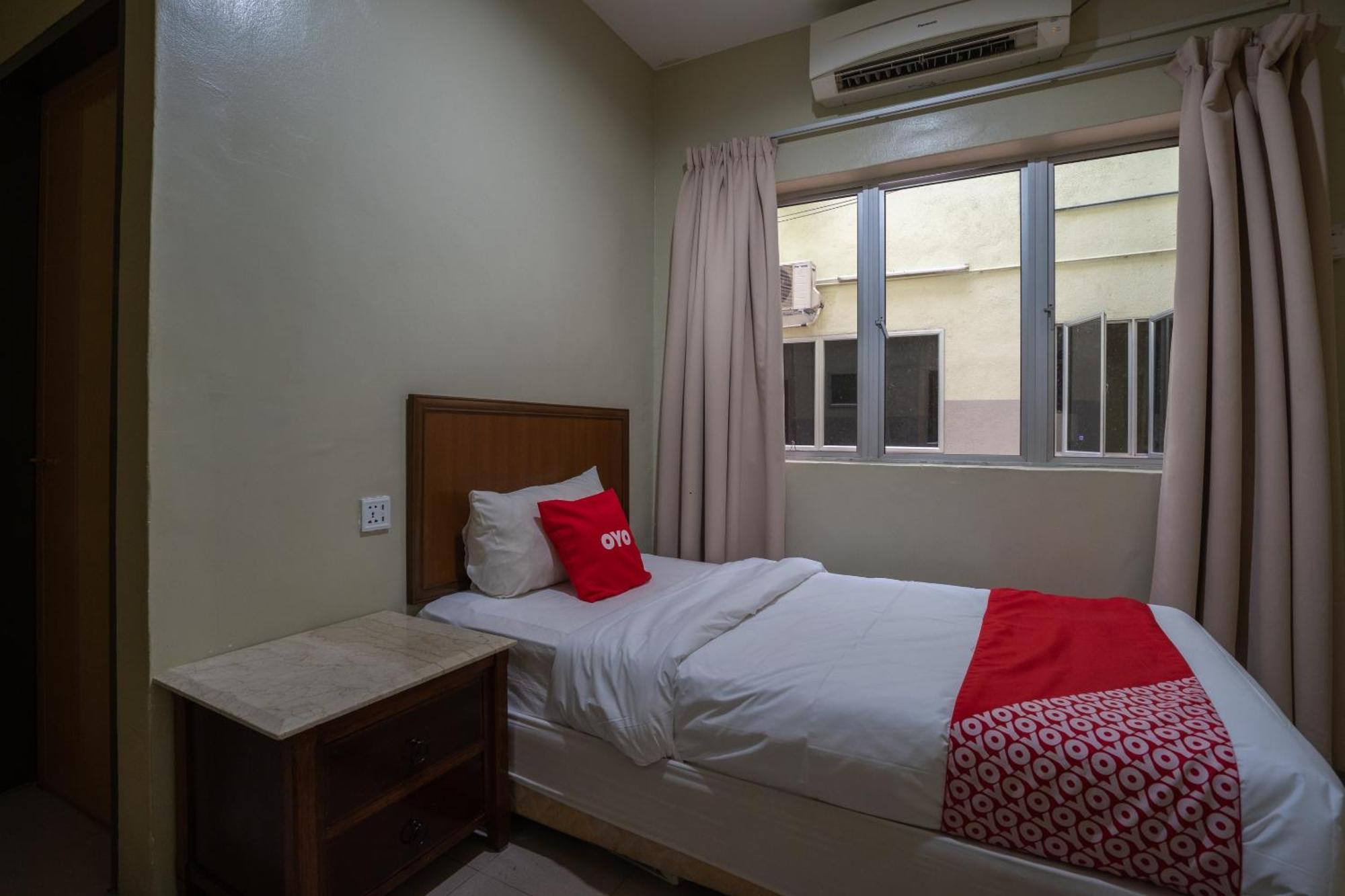 De Clinique Hotel Kampong Pasir Bogak Εξωτερικό φωτογραφία