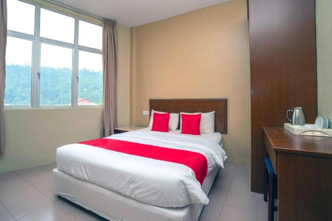 De Clinique Hotel Kampong Pasir Bogak Εξωτερικό φωτογραφία