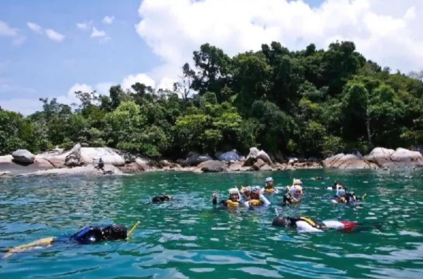 De Clinique Hotel Kampong Pasir Bogak Εξωτερικό φωτογραφία